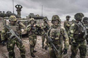 Read more about the article Suedia a trimis 600 de soldați la granița cu Rusia în prima sa misiune NATO