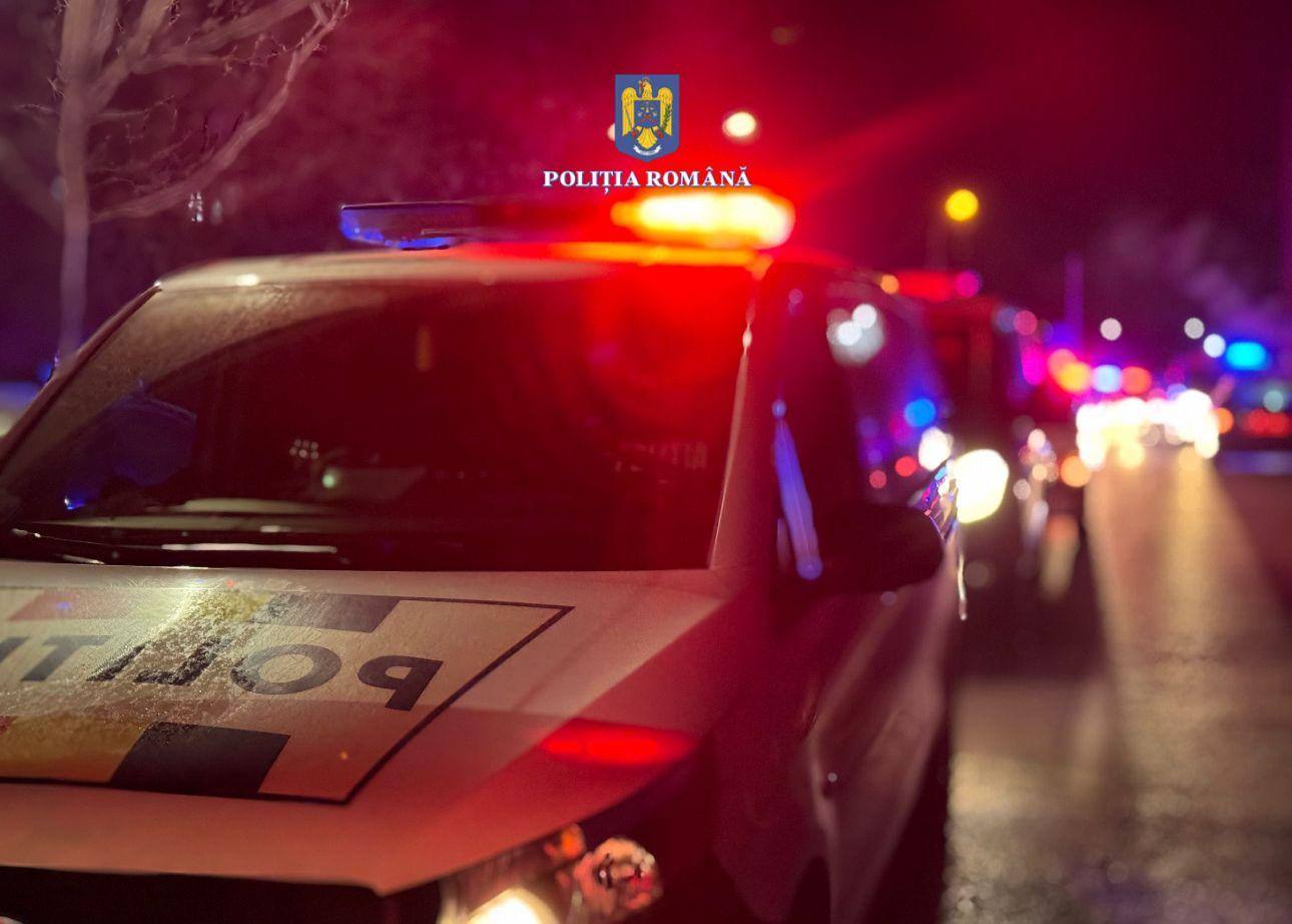 You are currently viewing INVESTIGAȚII DERULATE DE POLIȚIȘTI, SUB COORDONAREA PROCURORULUI DE CAZ, PENTRU DOCUMENTAREA ACTIVITĂȚII INFRACȚIONALE A UNEI GRUPĂRI DIN TÂRGOVIȘTE