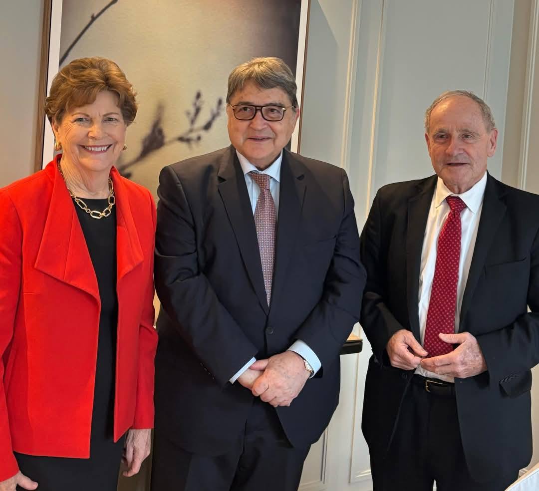 You are currently viewing Ministrul de externe al României a avut mai multe întâlniri de lucru la Munchen, în a doua zi a Conferinței internaționale de securitate