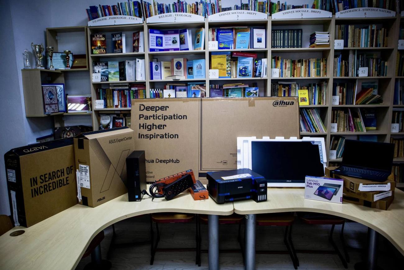 You are currently viewing Biblioteca din Aninoasa a fost transformată într-un hub de dezvoltare a competențelor digitale