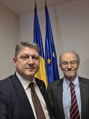 Read more about the article Întâlnire între senatorul de Dâmbovița, Titus Corlățean, și ambasadorul american, Daniel Fried