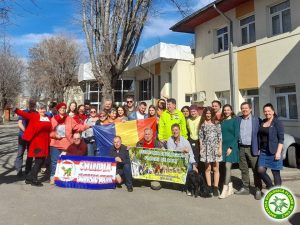 Read more about the article Muntele, o iubire de-o viață, pentru montaniarzii Asociației Chindia Jurasic Park