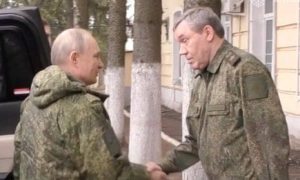 Read more about the article Putin a vizitat regiunea Kursk