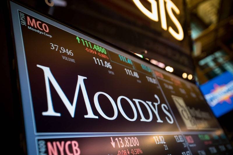 You are currently viewing Agenţia de evaluare Moody’s coboară perspectiva României la „negativă”