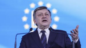 Read more about the article PNL Dâmbovița: Crin Antonescu este liderul de care avem nevoie!
