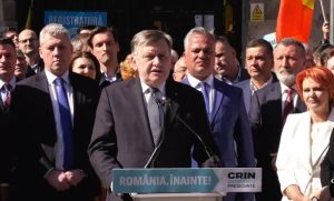 Read more about the article Crin Antonescu și-a depus candidatura la alegerile prezidenţiale