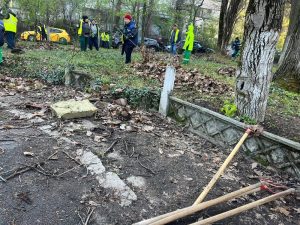 Read more about the article La AFM se face curățenie pe dinăuntru, dar și afară