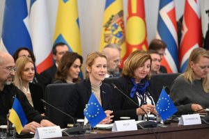 Read more about the article Macron, Merz, Starmer și Tusk au comemorat, la Kiev, soldații ucraineni pieriți în război