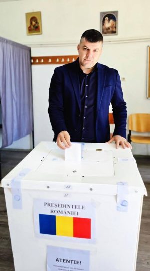 Read more about the article Laurențiu Costache, primar Titu: am votat un drum care să ducă România înainte, cu demnitate, curaj și direcție clară