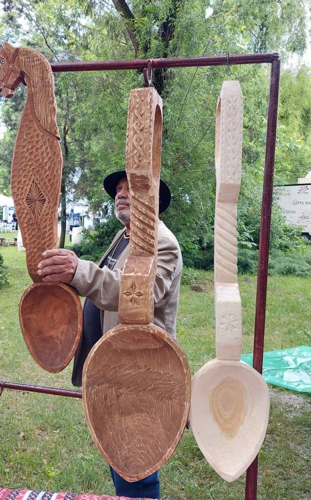 You are currently viewing O nouă ediție a Zilelor județului Dâmbovița a readus meșteri populari din toată țara, la Târgoviște