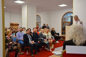 Read more about the article Eveniment, pe tema violenței, astăzi, la Biblioteca Județeană „Ion Heliade Rădulescu” din Târgoviște