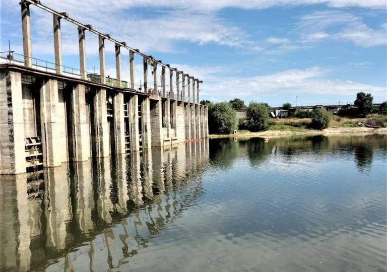 You are currently viewing Dunărea a atins cel mai scăzut debit înregistrat la Calafat, în ultimii 30 de ani, pentru luna iunie