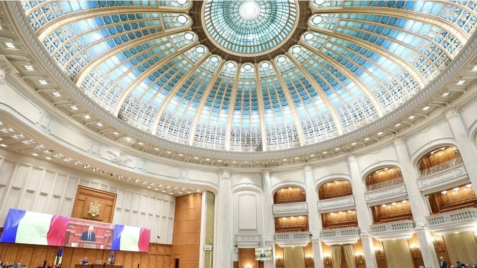 You are currently viewing Statul clarifică interdicția exercitării fără drept a funcțiilor clericale