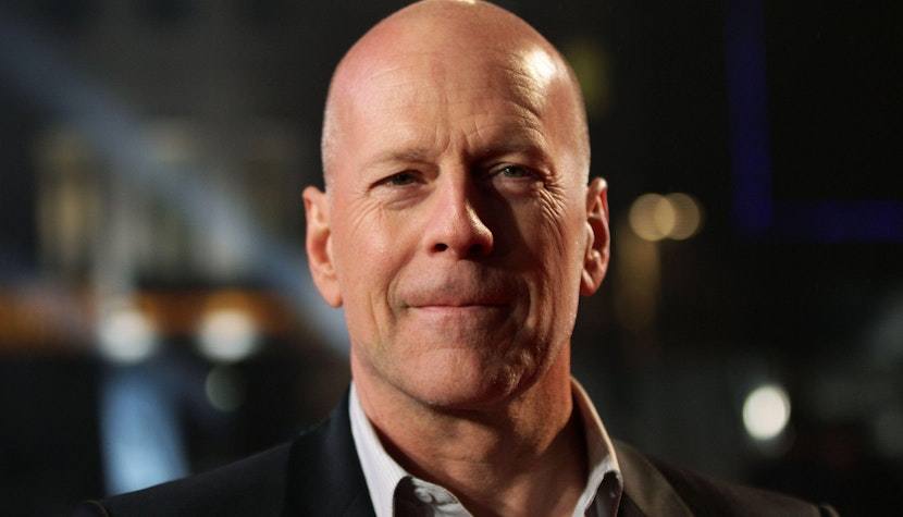 You are currently viewing Bruce Willis grav bolnav: nu mai poate citi, vorbi sau merge