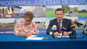 Read more about the article Președintele CJD, Corneliu Ștefan, a semnat, astăzi, 30 de noi proiecte cu primarii dâmbovițeni, în cadrul PJDL