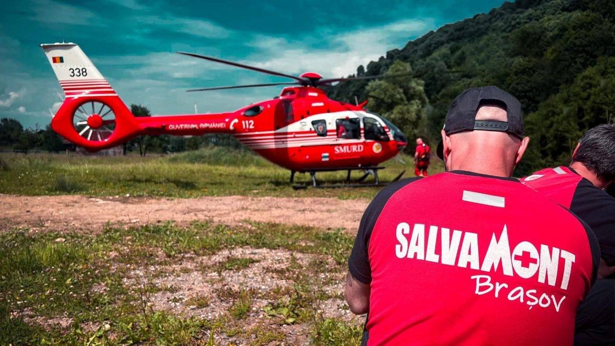 You are currently viewing Salvamontiștii încearcă să salveze o femeie prinsă sub bolovani, pe Valea Pietrele din Munţii Bucegi