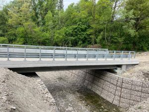 Read more about the article Lucrări în desfășurare în comuna Bezdead – investiții în infrastructură și dezvoltare locală