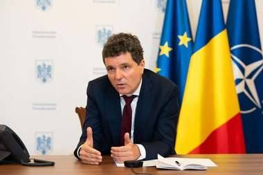 You are currently viewing Președintele Dan a ajuns la Palatul Victoria ca să participe la ședința coaliţiei