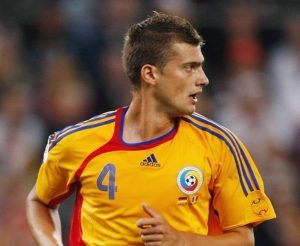Read more about the article Fostul internațional Gabriel Tamaș a fost transferat de Roberto Ziduri