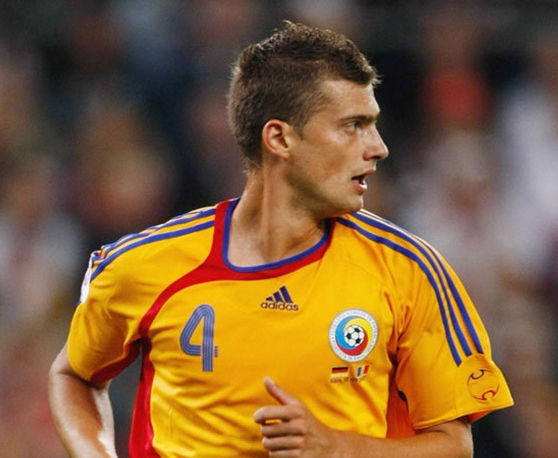 You are currently viewing Fostul internațional Gabriel Tamaș a fost transferat de Roberto Ziduri