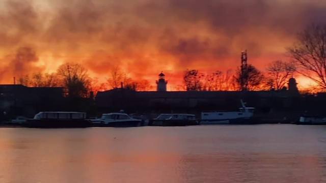 You are currently viewing Incendiul din Delta Dunării se extinde