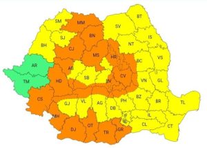 Read more about the article Avertizări meteorologice de instabilitate, averse torențiale și descărcări electrice în județul Dâmbovița!