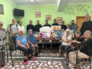 Read more about the article DARURI DIN PARTEA BISERICII PENTRU UN CĂMIN DE BĂTRÂNI