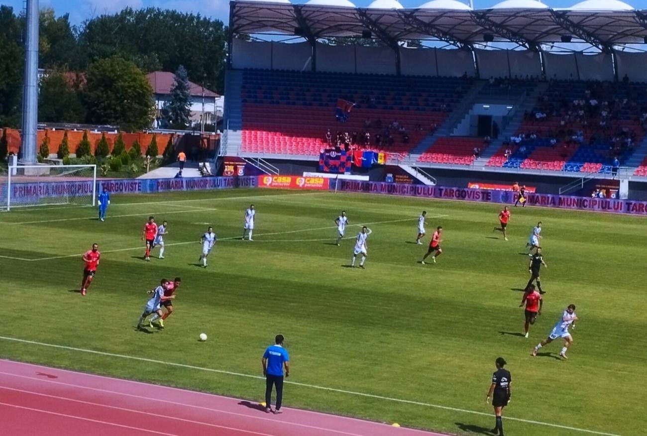 You are currently viewing Chindia Târgoviște a spart gheața în campionat! Succes clar cu CSC Șelimbăr, după ce sibienii au deschis scorul