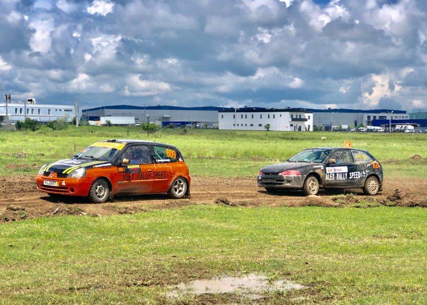 You are currently viewing Doi spectatori răniți grav, la Campionatul Naţional de Rally Cross, din județul Argeș