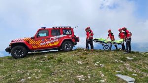 Read more about the article „Un sistem în pericol” – salvamontiștii dâmbovițeni susțin apelul național privind criza din salvarea montană