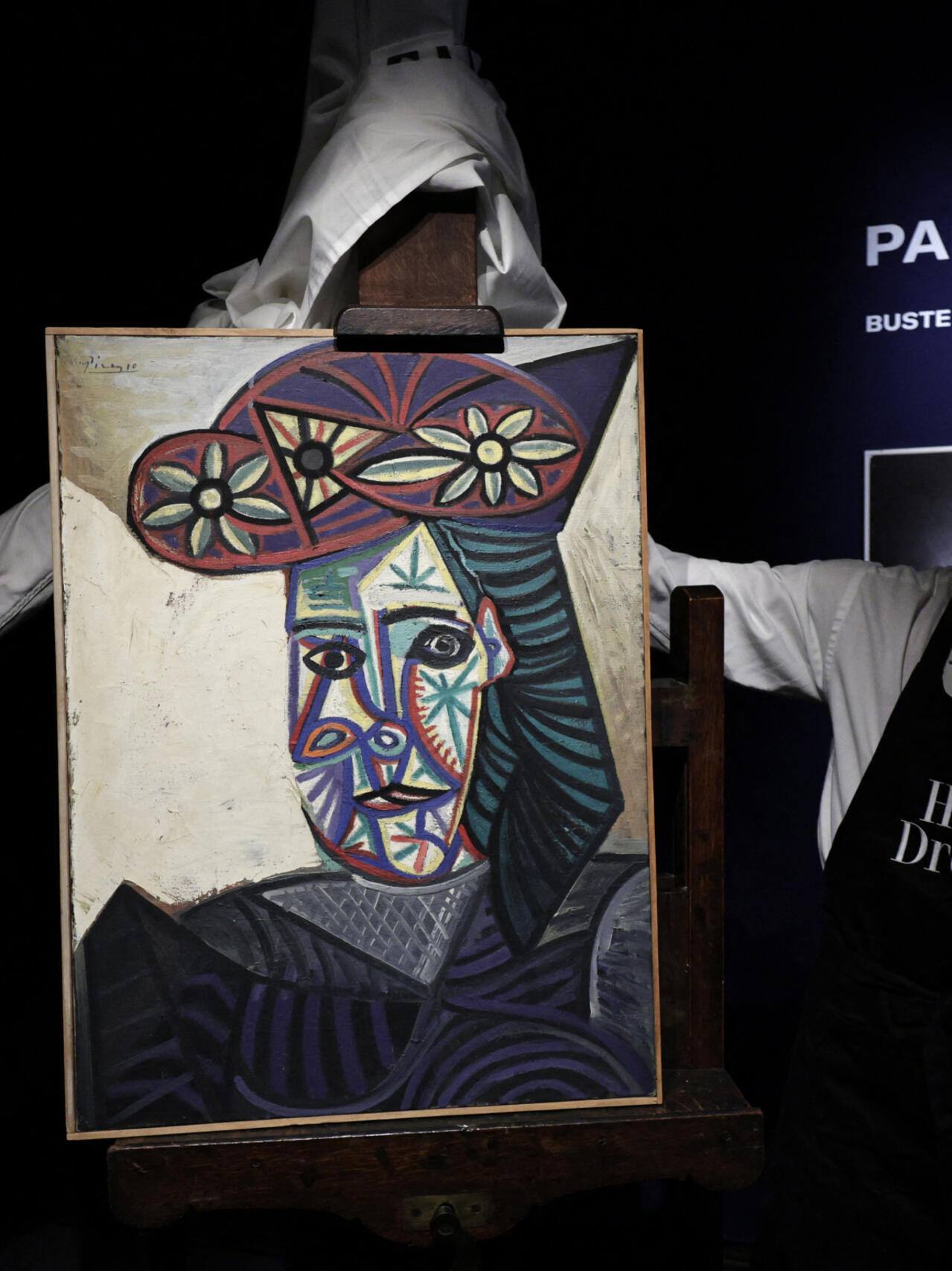 You are currently viewing Tabloul „Bustul unei femei cu pălărie înflorată” de Pablo Picasso, scos la licitație la Paris