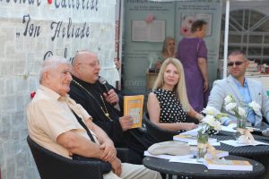 Read more about the article Ediția 2025 a Salonului Editorial „Ion Heliade Rădulescu” a debutat cu lansare cărții „Cultura medievală Târgovișteană”,  o invitație la descoperirea trecutului