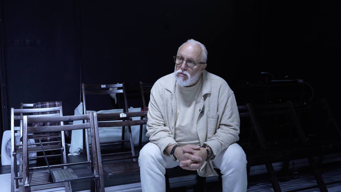 You are currently viewing „Drumul spre… acasă” – premieră națională la Teatrul Tony Bulandra Târgoviște  Regizorul Dan Țopa revine pe scenă după doi ani cu un spectacol muzical pentru toate vârstele