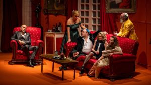 Read more about the article Teatrul Tony Bulandra deschide stagiunea cu o comedie spumoasă, „Fiică de weekend”