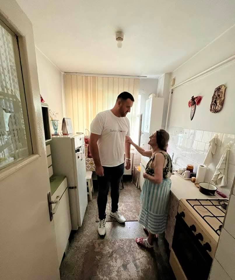 You are currently viewing Administrația din Moreni a depus un proiect de aproape 5 milioane de lei pentru servicii de îngrijire la domiciliu pentru vârstnici