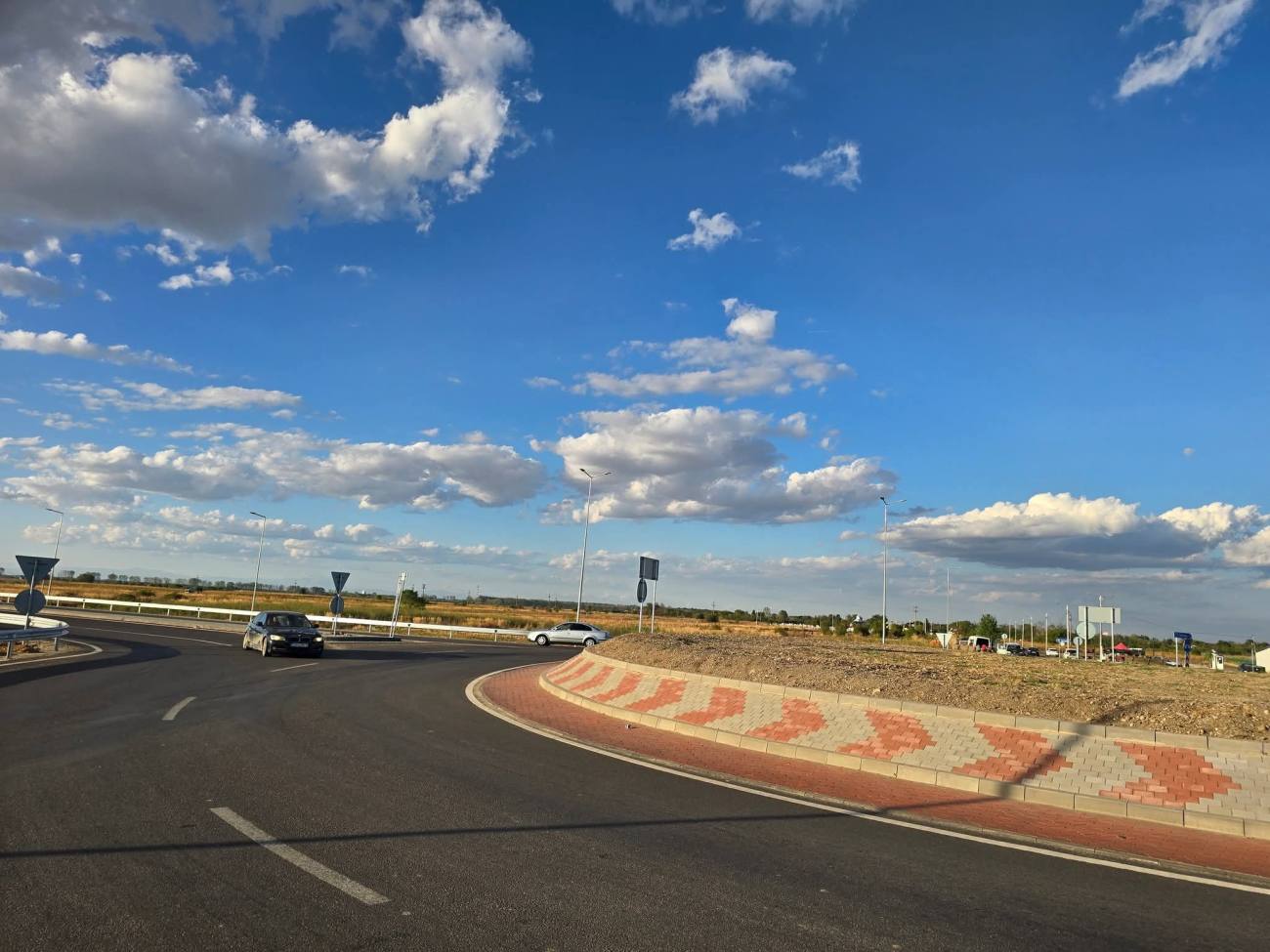 You are currently viewing Ionuț Săvoiu, secretar de stat în Ministerul Transporturilor: lucrările de pe sectorul Bâldana–Sălcuța, finalizate cu măsuri pentru siguranță rutieră