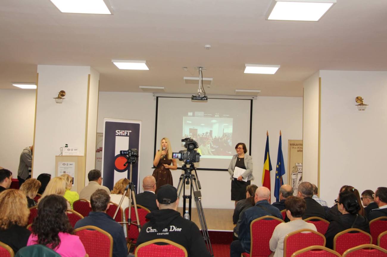 You are currently viewing La Biblioteca Județeană Dâmbovița a avut loc evenimentul „Pilot SHIFT Târgoviște – Istoria și obiceiurile românești explicate nativilor digitali”