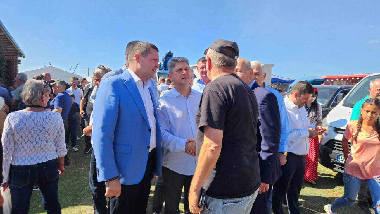 You are currently viewing Titus Corlățean, senator: „Oamenii nu au avut un cuvânt de reproș pentru echipa de la Dâmbovița