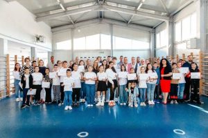 Read more about the article Excelența școlară și recunoștința pentru dascăli, celebrate pentru a doua zi consecutiv, la Titu