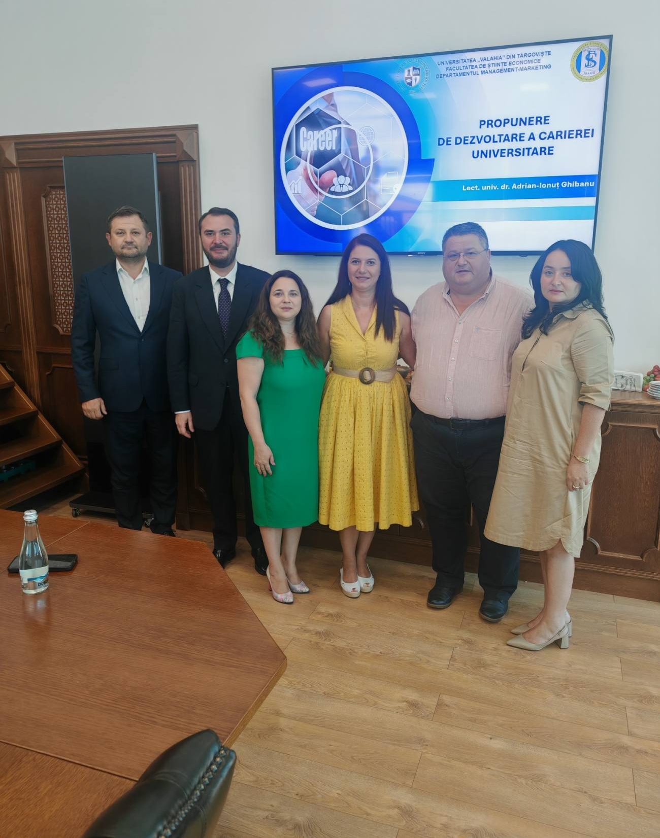 You are currently viewing Ionuț Ghibanu, vicar eparhial al Arhiepiscopiei Târgoviște și președinte al Crucii Roșii Dâmbovița, urcă o nouă treaptă profesională – conferențiar universitar în domeniul Management, la UVT