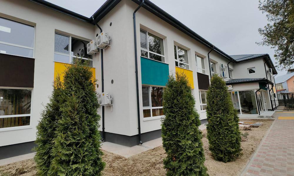 You are currently viewing Administrația târgovișteană anunță finalizarea proiectului „Renovarea energetică a Grădiniței cu program prelungit nr.2 din Târgoviște, județul Dâmbovița”