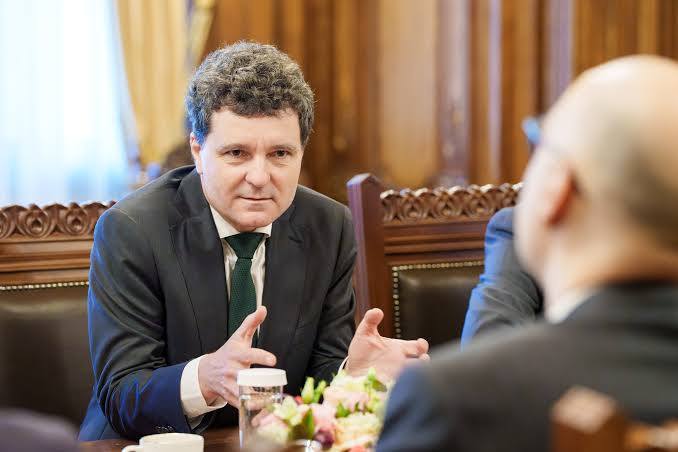 You are currently viewing Întâlnirea dintre Nicușor Dan și liderii coaliției de guvernare s-a încheiat