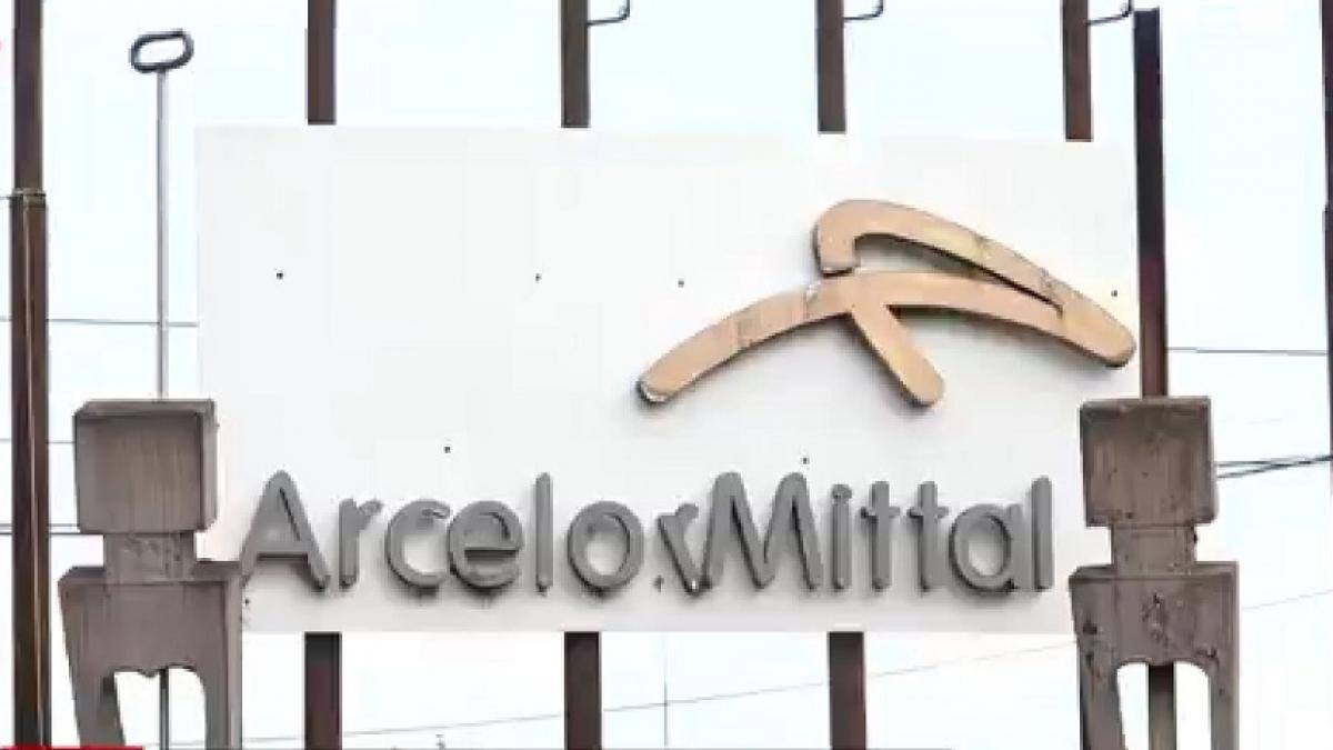 You are currently viewing Compania siderurgică ArcelorMittal oprește definitiv activitatea la fabrica din municipiul Hunedoara