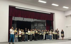 Read more about the article Elevii de top ai CN „I. L. Caragiale” Moreni, premiați pentru rezultatele obținute la examene și olimpiade