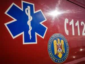 Read more about the article Un avion de mici dimensiuni, cu 2 persoane la bord, s-a prăbușit lângă unitatea militară de la Dancu, Iași