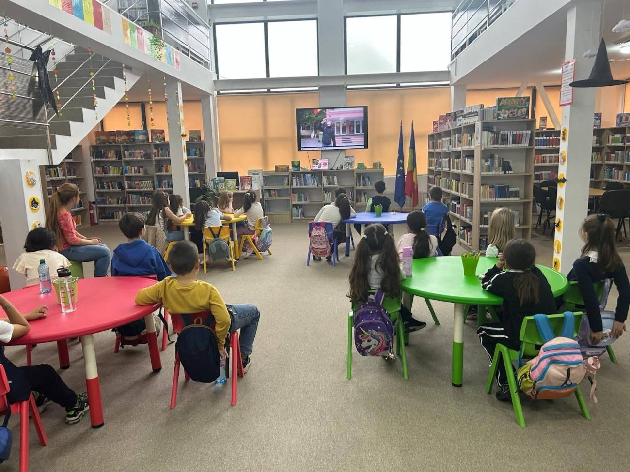 You are currently viewing Continuă activitățile educaționale din programul „Săptămâna Verde” la Filiala pentru Copii a Bibliotecii Județene Dâmbovița