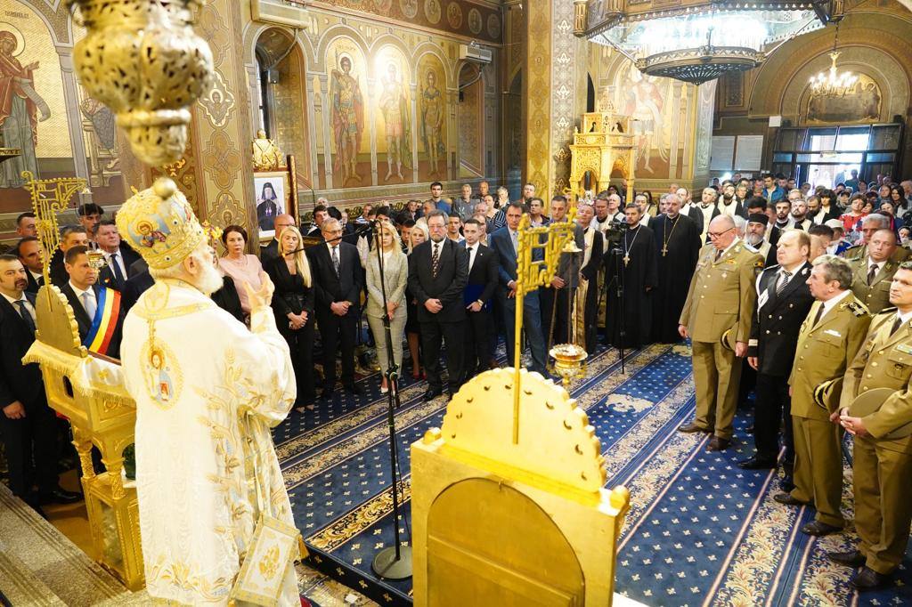 You are currently viewing MESAJUL ÎNALTPREASFINŢITULUI PĂRINTE ARHIEPISCOP ȘI MITROPOLIT NIFON CU OCAZIA ZILEI ARMATEI ROMÂNE -25 OCTOMBRIE 2025