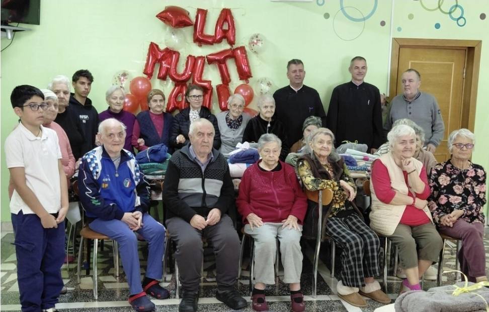 You are currently viewing Ziua Internațională a Persoanelor Vârstnice marcată printr-o activitate intergenerațională la Târgoviște
