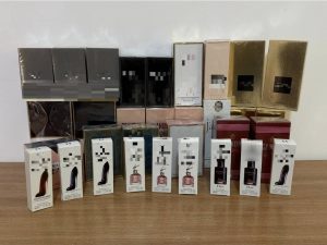 Read more about the article Jandarmii dâmbovițeni au depistat o persoană care comercializa parfumuri inscripționate cu mărci consacrate, fără autorizație