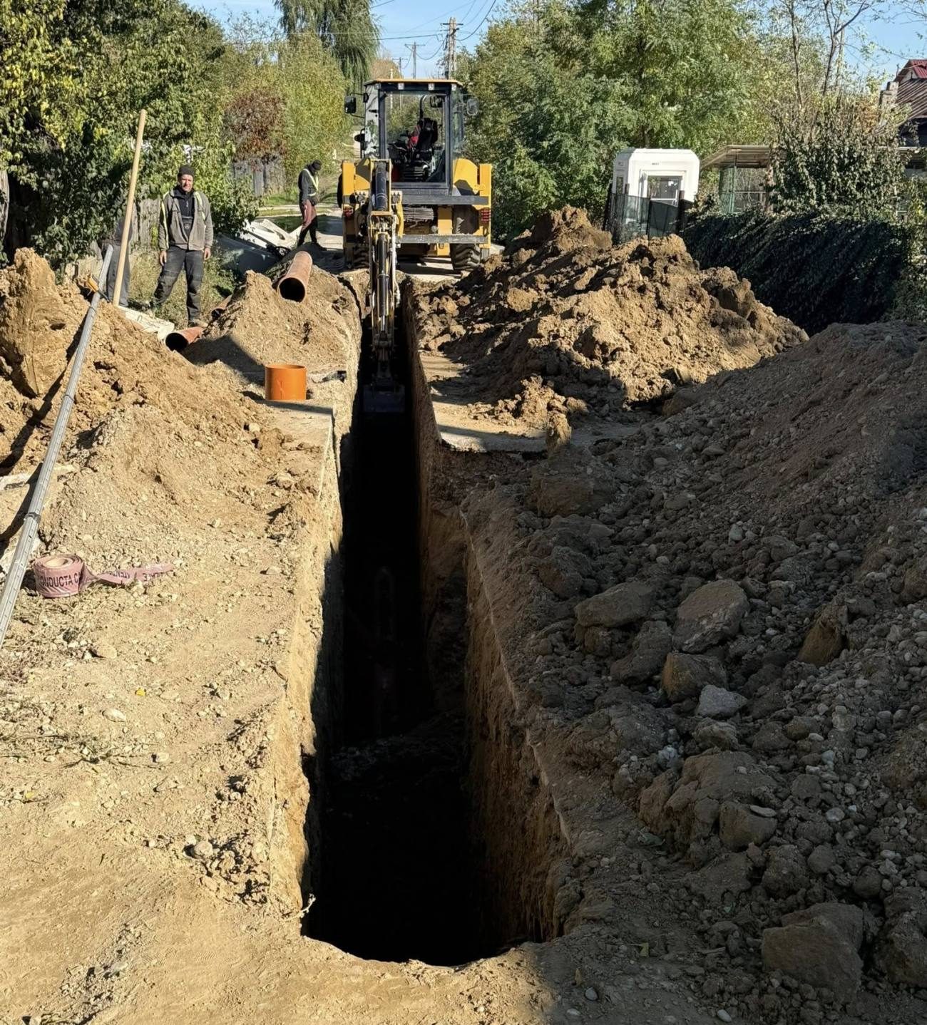 You are currently viewing Primarul comunei Corbii Mari, despre ritmul lucrărilor la rețeaua de canalizare: Observ că se fac eforturi, dar știu că ritmul nu este acela pe care ni l-am fi dorit